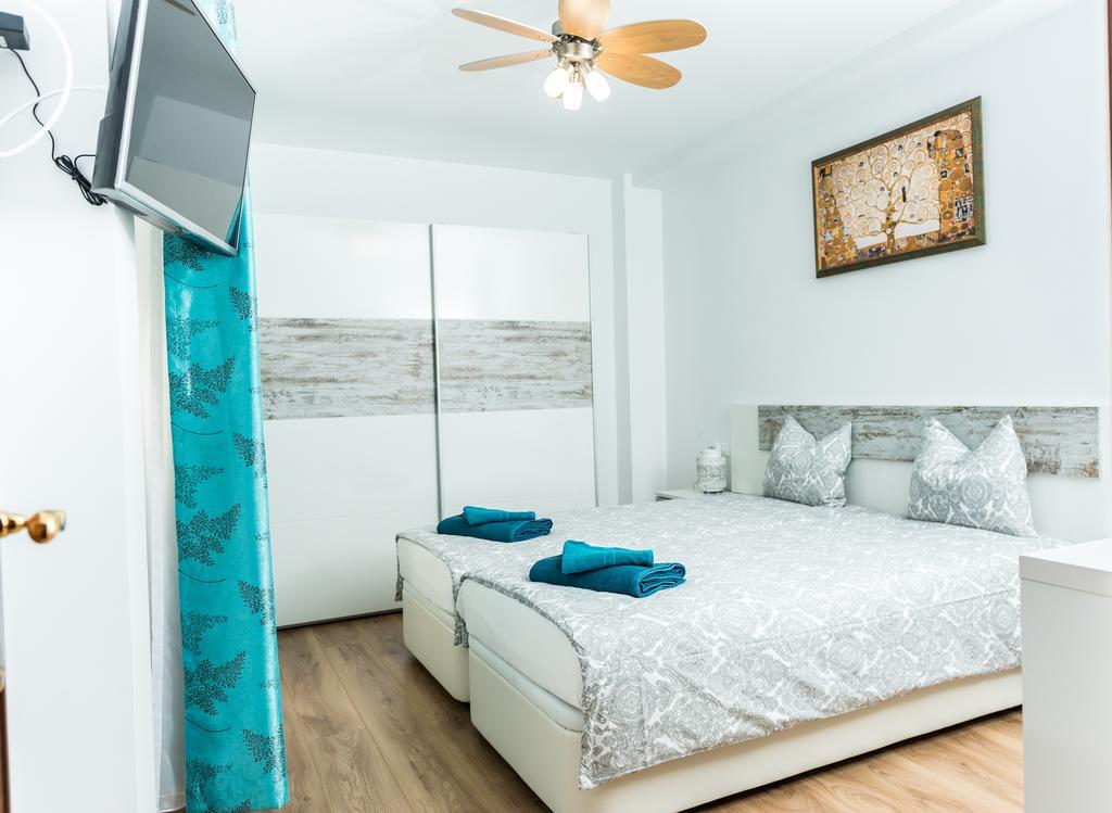 Modern Apartment Playa Valencia Bagian luar foto